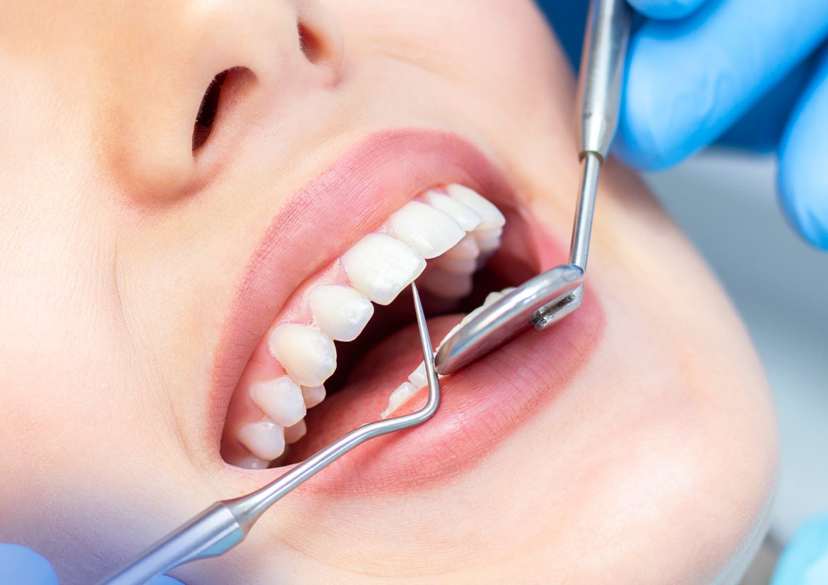 Tooth Tales: Aventuras En Odontología Y Bienestar Bucal