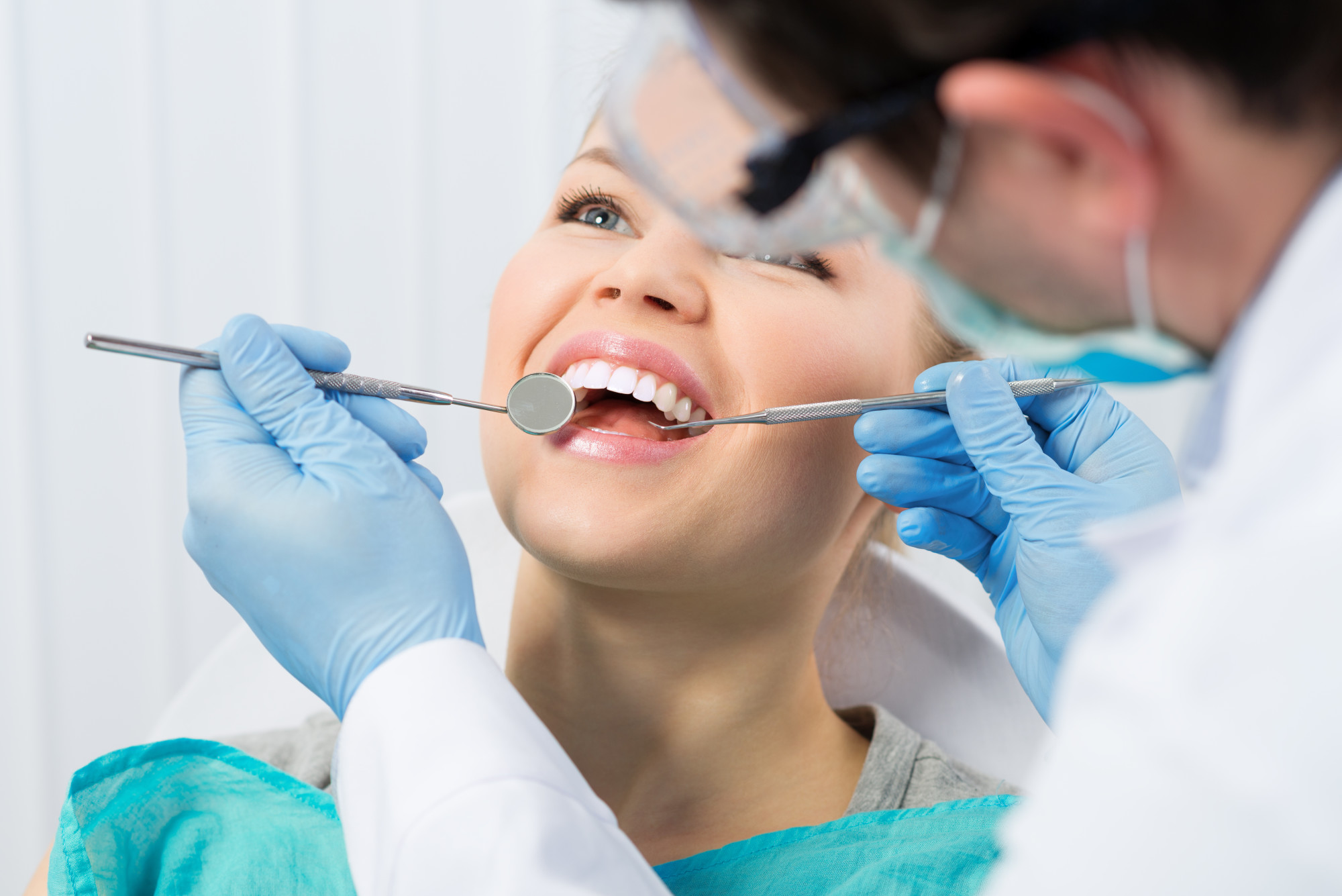 Sonriendo Brillantemente En Tampa: Una Guía Para El Cuidado Dental